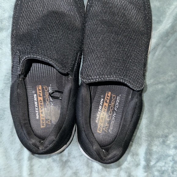 Sketchers relaxed fit air cooled memory foam slip on shoes size 12 black & grey - Picture 5 of 7
